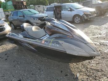  Salvage Yamaha Jetski