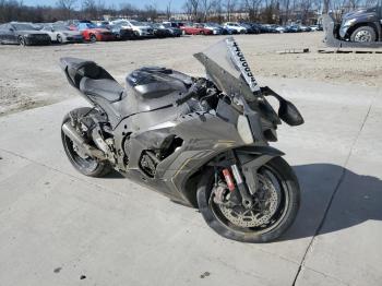  Salvage Kawasaki Zx1002 M