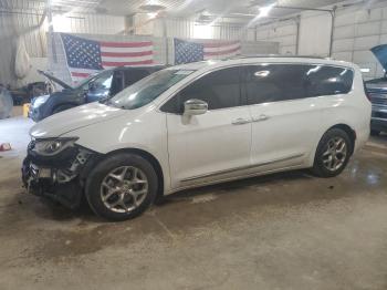  Salvage Chrysler Pacifica