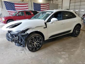  Salvage Porsche Macan Base