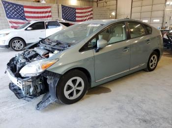  Salvage Toyota Prius