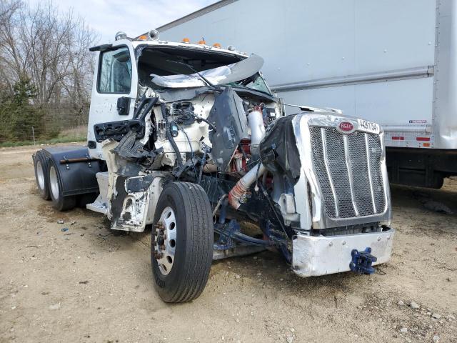  Salvage Peterbilt 567