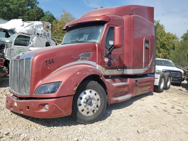  Salvage Peterbilt 579