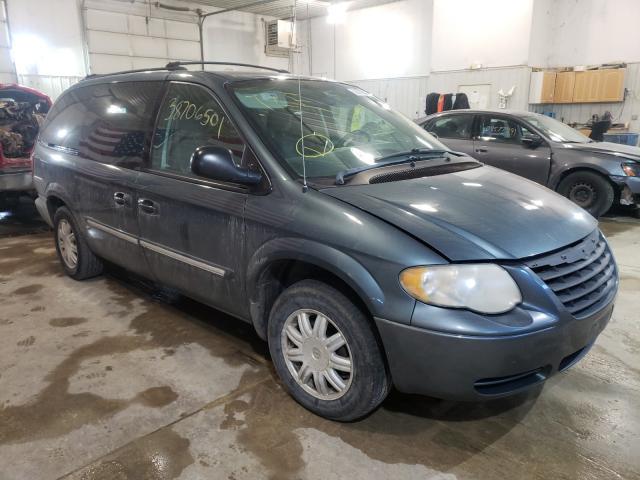  Salvage Chrysler Minivan