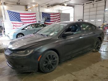  Salvage Chrysler 200