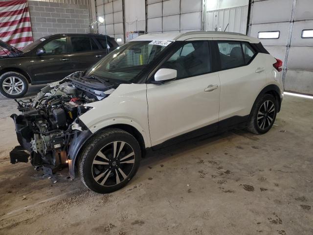  Salvage Nissan Kicks