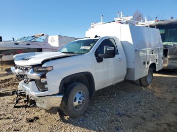  Salvage Chevrolet Silverado