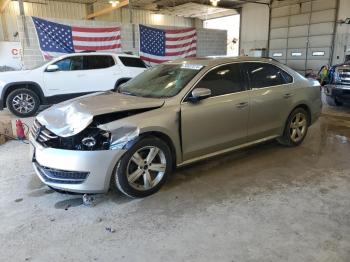  Salvage Volkswagen Passat