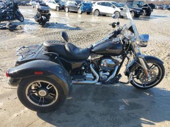  Salvage Harley-Davidson Trike