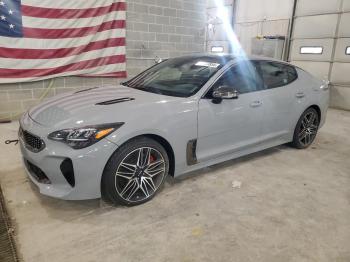  Salvage Kia Stinger