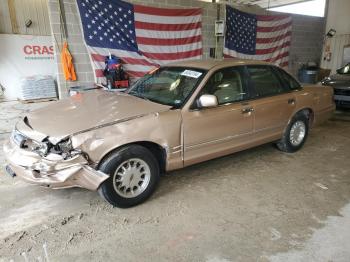  Salvage Ford Crown Vic