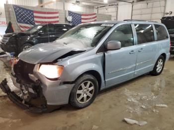  Salvage Chrysler Minivan