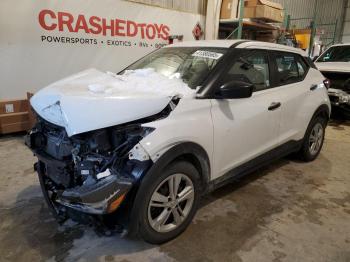  Salvage Nissan Kicks