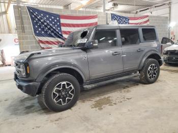  Salvage Ford Bronco