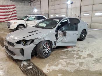  Salvage Kia Stinger