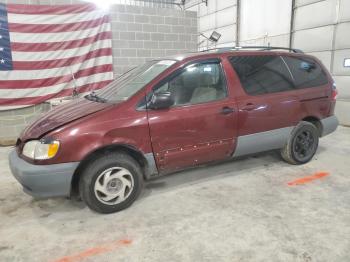  Salvage Toyota Sienna