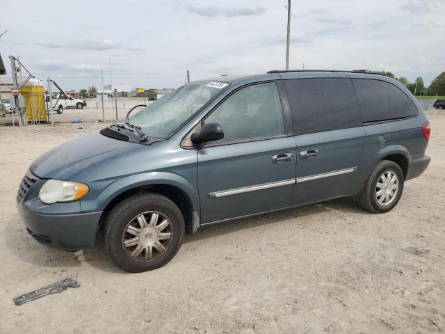  Salvage Chrysler Minivan
