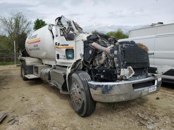  Salvage Kenworth T300