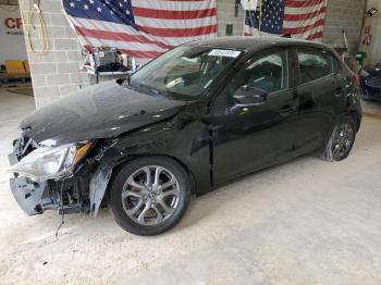  Salvage Toyota Yaris