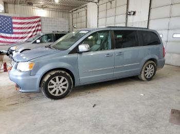  Salvage Chrysler Minivan