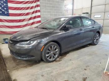  Salvage Chrysler 200