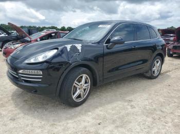  Salvage Porsche Cayenne