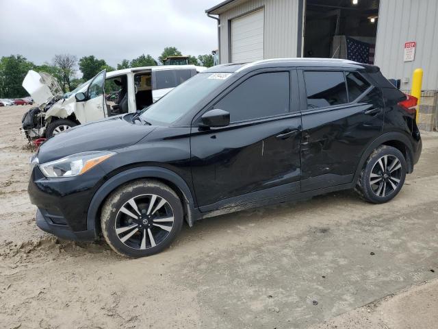  Salvage Nissan Kicks