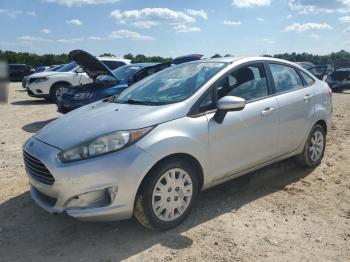  Salvage Ford Fiesta
