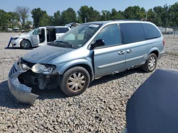  Salvage Chrysler Minivan
