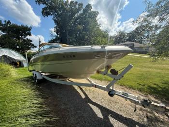  Salvage Sea Ray Srv260