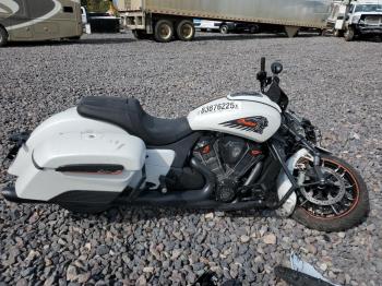  Salvage Indian Motorcycle Co Challenger