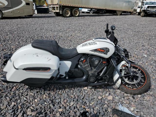  Salvage Indian Motorcycle Co Challenger