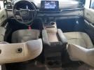 Toyota Sienna Le Image 8