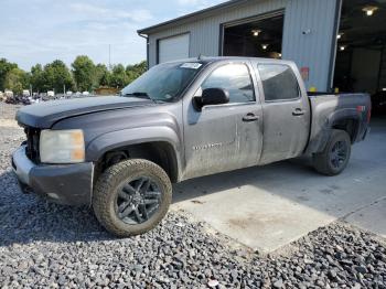  Salvage Chevrolet Silverado K1500 Lt