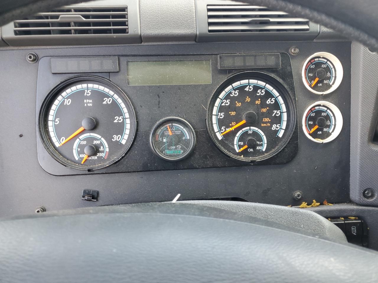 Freightliner Cascadia 1 Image 2