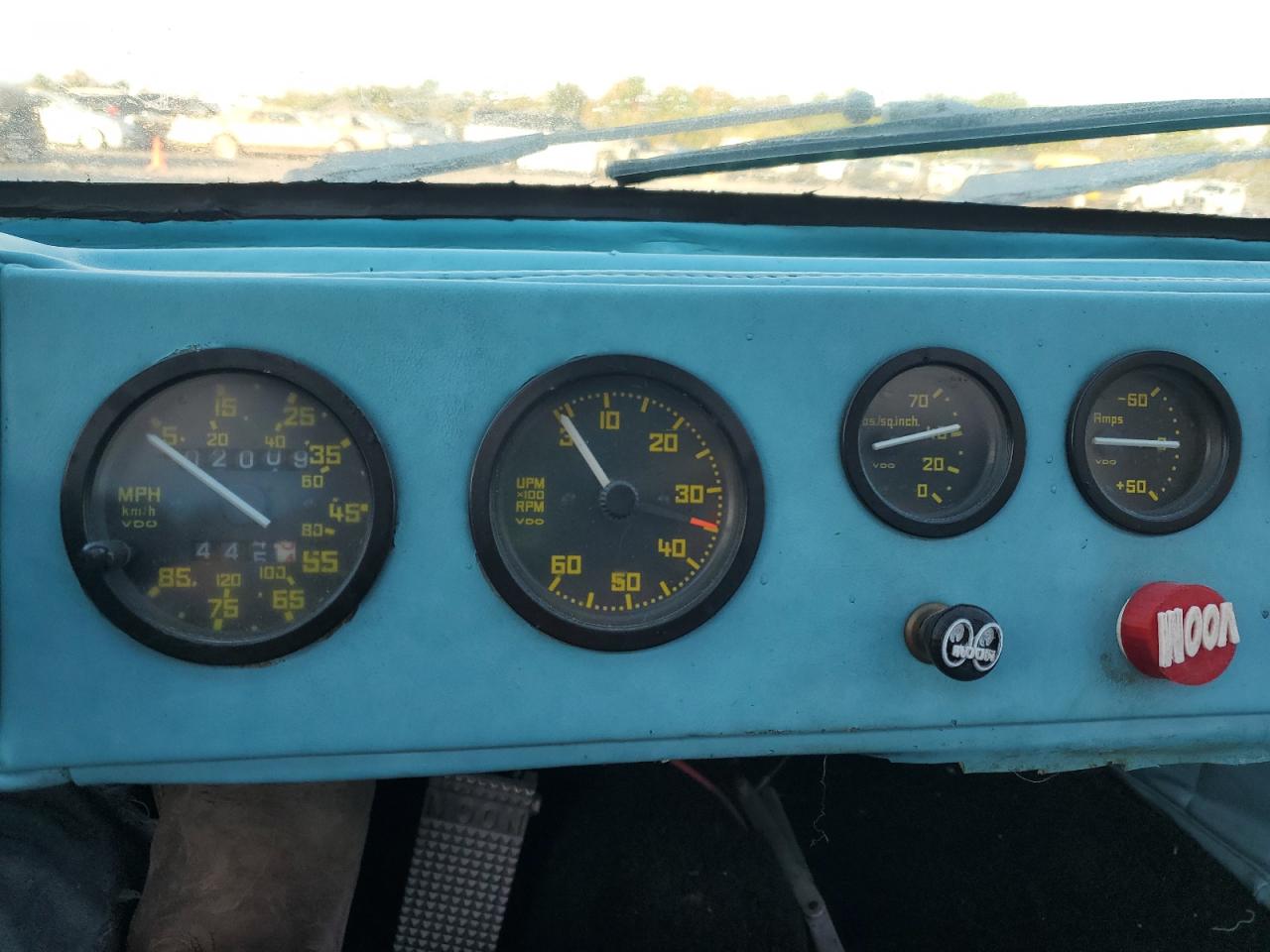 Volkswagen Beetle Image 11