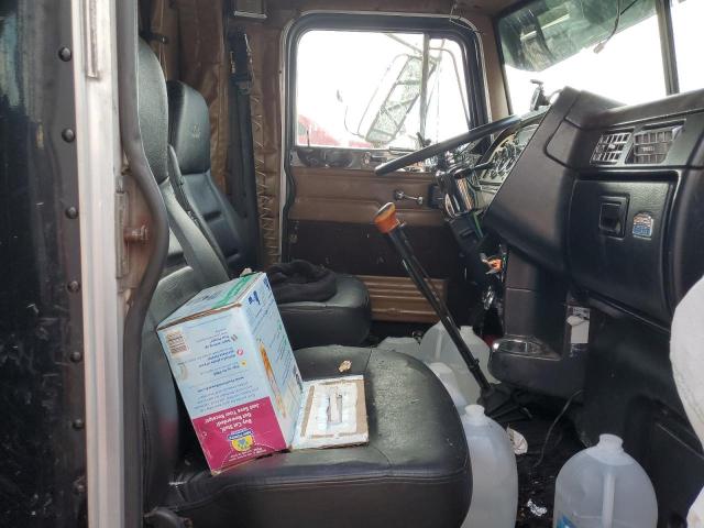 Peterbilt 379 Image 2