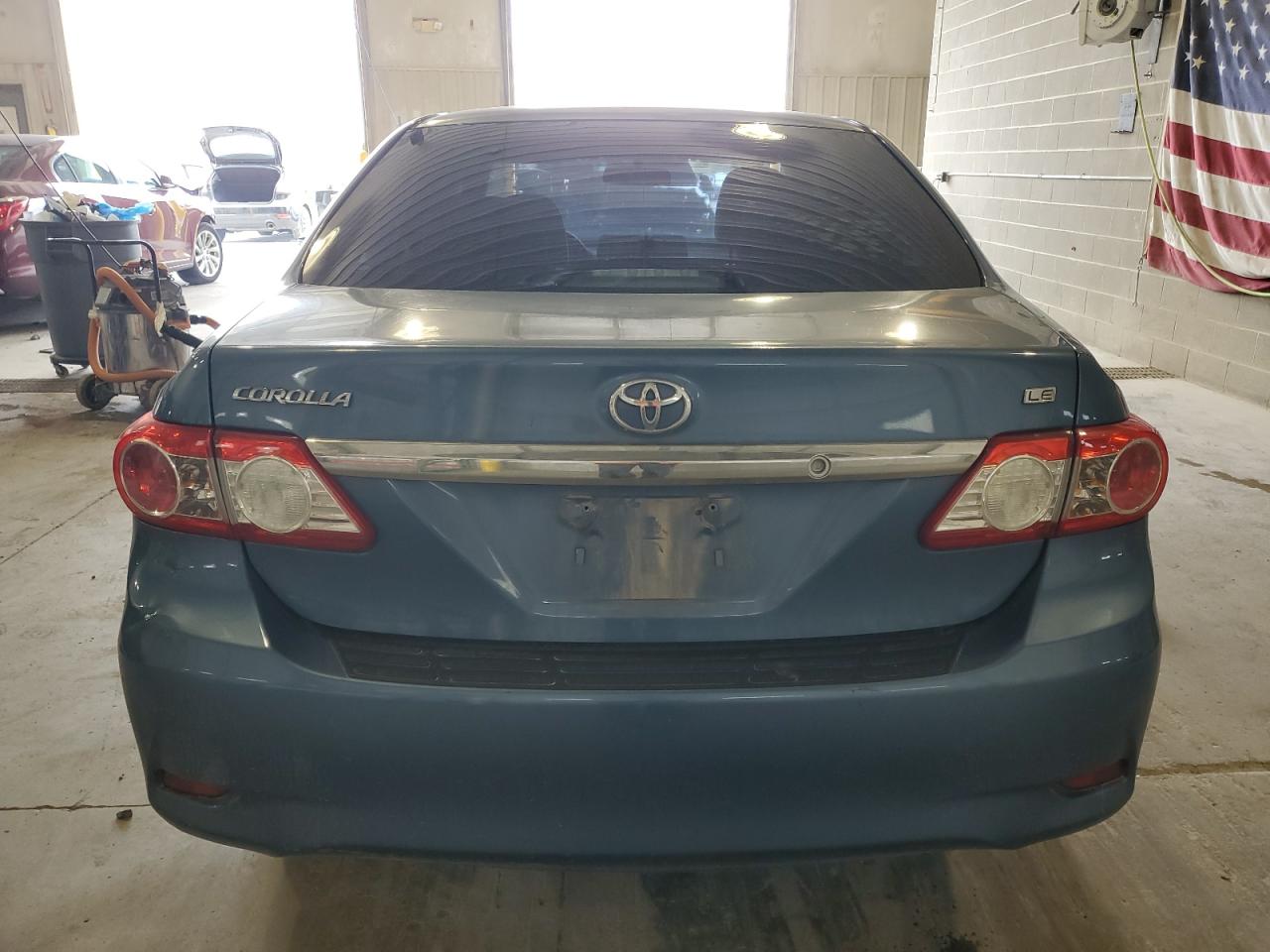 Toyota Corolla Base Image 4