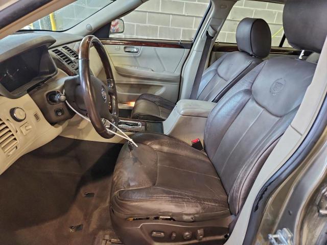 Cadillac DTS Premium Collection Image 4