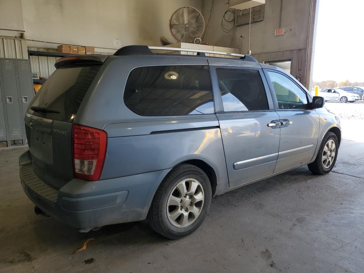 Hyundai Entourage Gls Image 11
