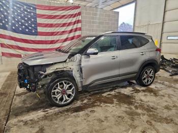 Salvage Kia Seltos