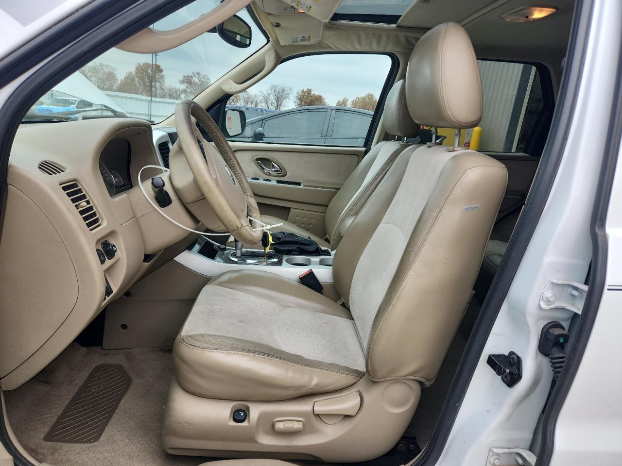 Mercury Mariner Image 7