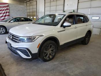  Salvage Volkswagen Tiguan