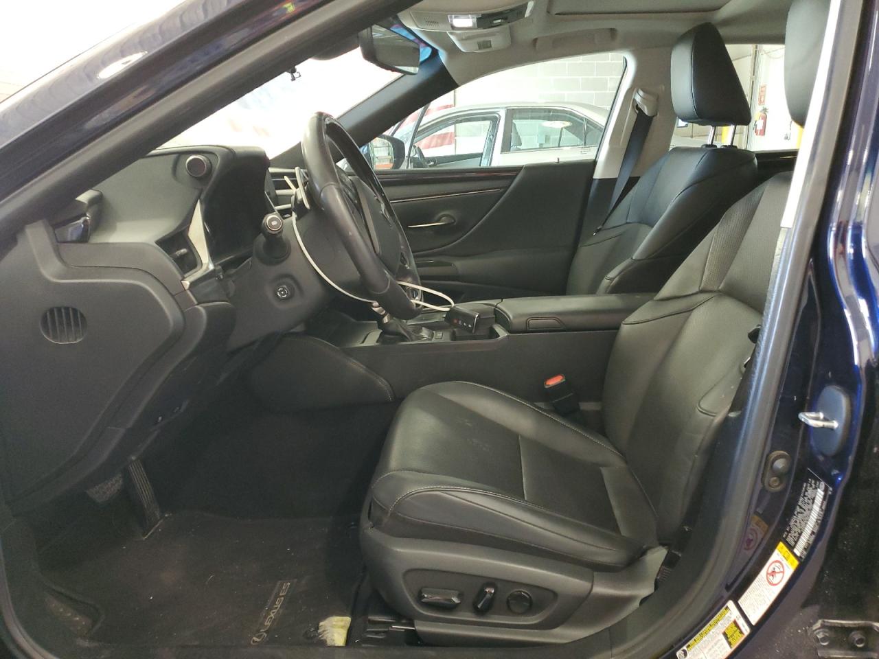 Lexus Es 350 Image 11