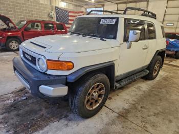  Salvage Toyota FJ Cruiser