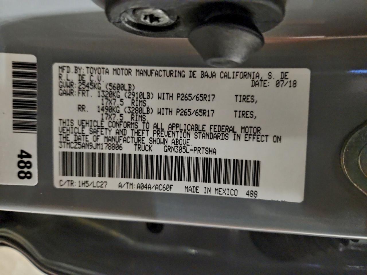 Toyota Tacoma Double Cab Image 11