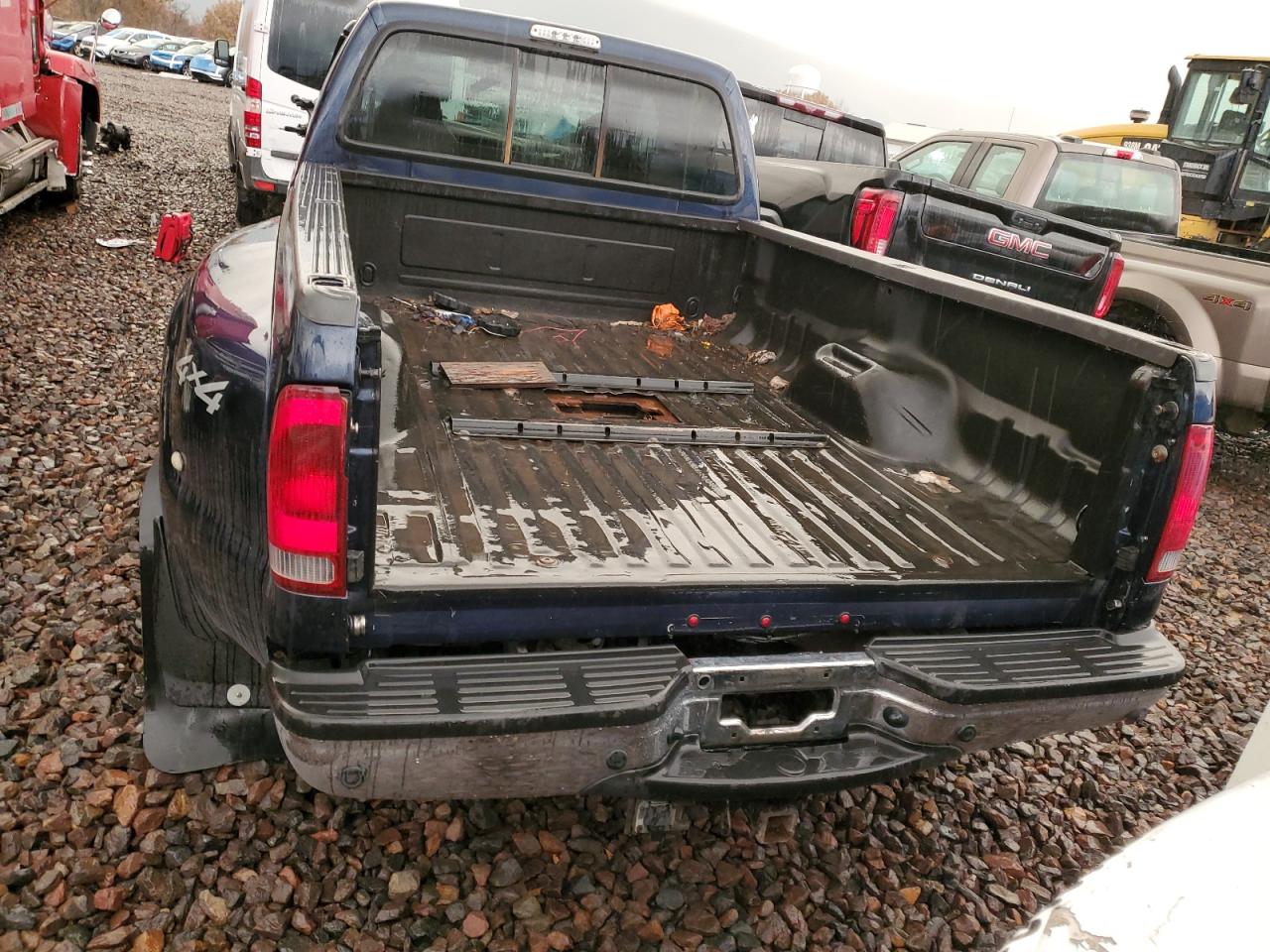 Ford F-350 Super Duty Image 13