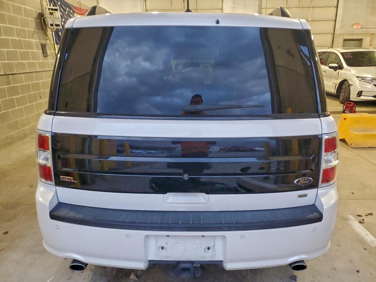Ford Flex Sel Image 3