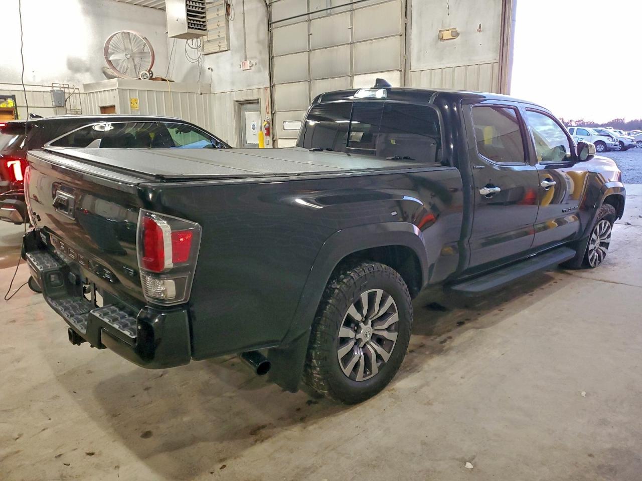 Toyota Tacoma Double Cab Image 7