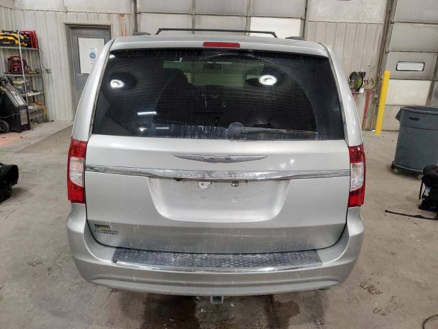 Chrysler Minivan Touring Image 14